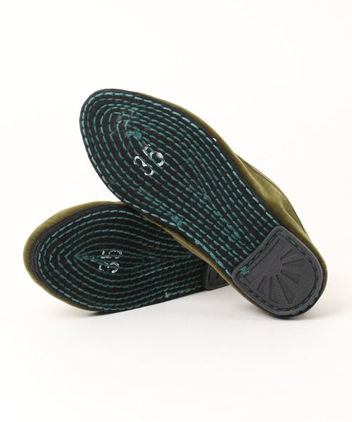 UNICOM(ユニコン)の「<Lila & Fleur>Slip on shoes Adult Khaki(スリッポン・レディース・カーキ・24.5cm/24.0cm/23.5cm/23.0cm/22.5cm)」の3枚目の写真