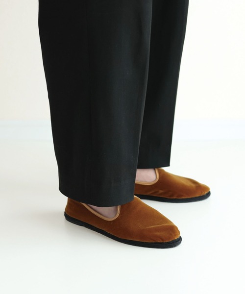 UNICOM(ユニコン)の「<Lila & Fleur>Slip on shoes Adult Khaki(スリッポン・レディース・カーキ・24.5cm/24.0cm/23.5cm/23.0cm/22.5cm)」の7枚目の写真