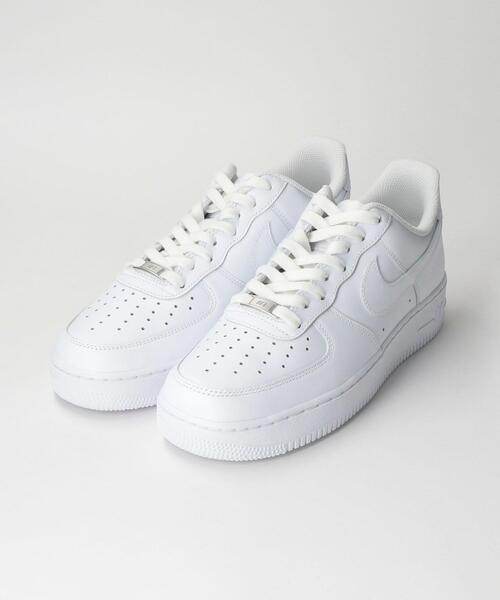 NIKE（ナイキ）の「＜NIKE＞ AIRFORCE 1 07/エアフォース1（スニーカー・メンズ・ホワイト/ブラック・26.5cm/27cm/27.5cm/28cm/28.5cm/29cm/26cm）」の5枚目の写真