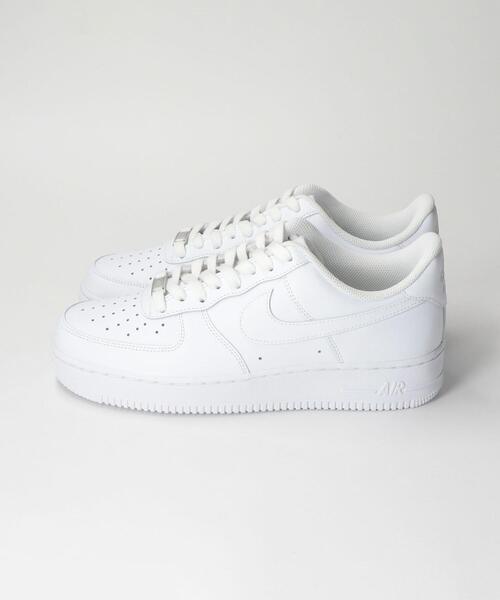NIKE（ナイキ）の「＜NIKE＞ AIRFORCE 1 07/エアフォース1（スニーカー・メンズ・ホワイト/ブラック・26.5cm/27cm/27.5cm/28cm/28.5cm/29cm/26cm）」の6枚目の写真