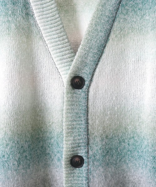 Confirm（コンファーム）の「ルーズシルエット グラデーション ジャガードニットカーディガン【Confirm】（カーディガン/ボレロ・メンズ・ブラック/パープル/グリーン・M/L）」の15枚目の写真