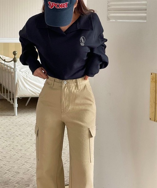 SONA（ソナ）の「SONA ASH刺繍セミクロップトレーナー（スウェット・レディース・ネイビー/グレー系その他・FREE）」の13枚目の写真