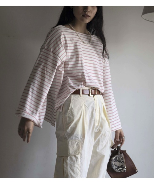 Yucca(ユッカ)の「ボーダーフレアスリーブT(Tシャツ/カットソー・レディース・ブラック/オフホワイト/ピンク・FREE)」の1枚目の写真