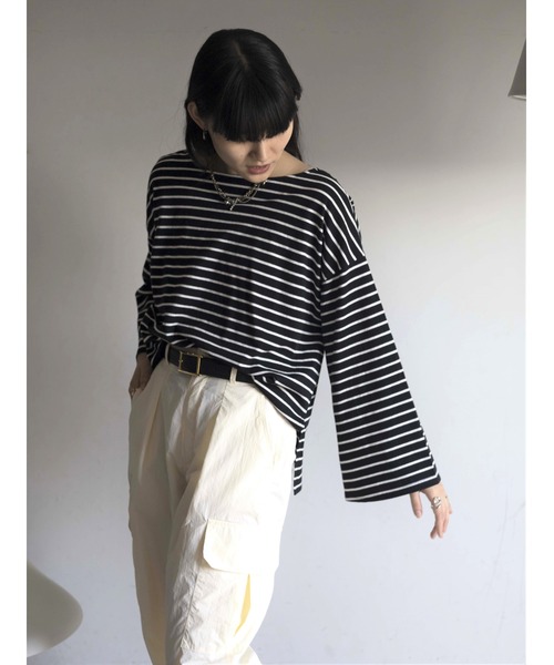 Yucca(ユッカ)の「ボーダーフレアスリーブT(Tシャツ/カットソー・レディース・ブラック/オフホワイト/ピンク・FREE)」の13枚目の写真