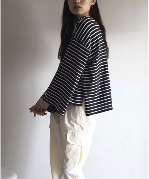 Yucca(ユッカ)の「ボーダーフレアスリーブT(Tシャツ/カットソー・レディース・ブラック/オフホワイト/ピンク・FREE)」の15枚目の写真