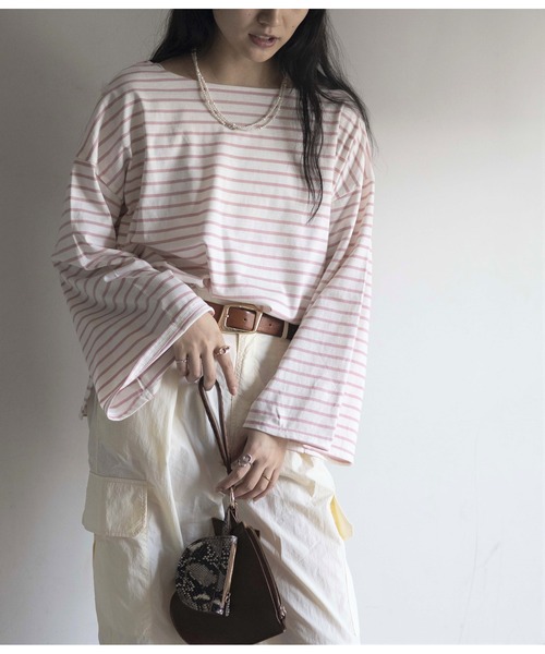 Yucca(ユッカ)の「ボーダーフレアスリーブT(Tシャツ/カットソー・レディース・ブラック/オフホワイト/ピンク・FREE)」の20枚目の写真