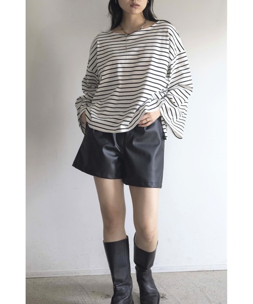 Yucca(ユッカ)の「ボーダーフレアスリーブT(Tシャツ/カットソー・レディース・ブラック/オフホワイト/ピンク・FREE)」の9枚目の写真