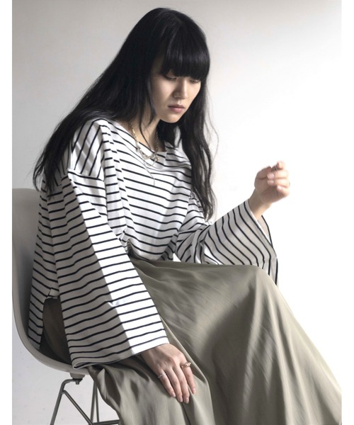 Yucca(ユッカ)の「ボーダーフレアスリーブT(Tシャツ/カットソー・レディース・ブラック/オフホワイト/ピンク・FREE)」の6枚目の写真