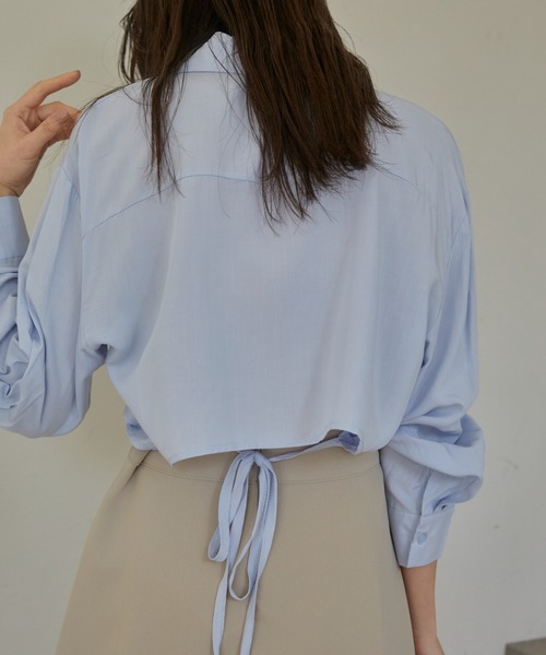ACYM(アシーム)の「Back tie loose mini シャツ(シャツ/ブラウス・レディース・ブルー/ホワイト・FREE)」の4枚目の写真