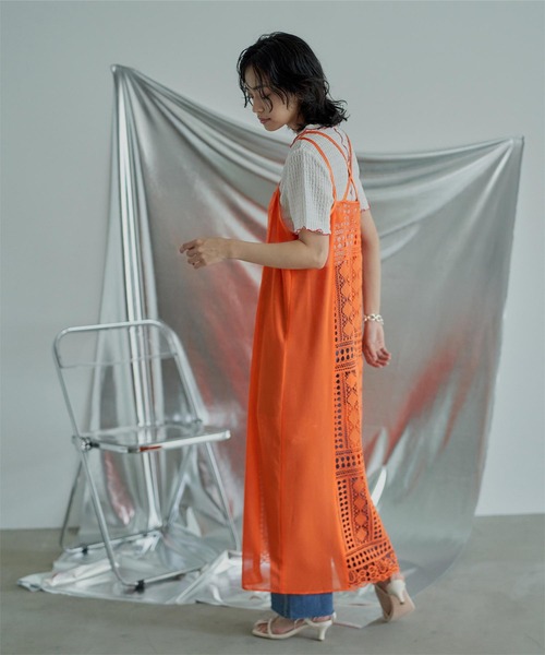 miette（ミエット）の「バッククロスレースキャミソールワンピース（ワンピース・レディース・ブラック/オレンジ・FREE）」の6枚目の写真