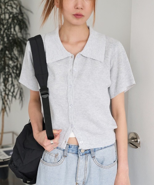 UNE MANSION(ユヌマンション)の「【MDおすすめ大人気アイテム!】カラーネック半袖リブニットカーディガン(カーディガン/ボレロ・レディース・スカイブルー/ブラック/ベージュ/グレー/ピンク・FREE)」の2枚目の写真