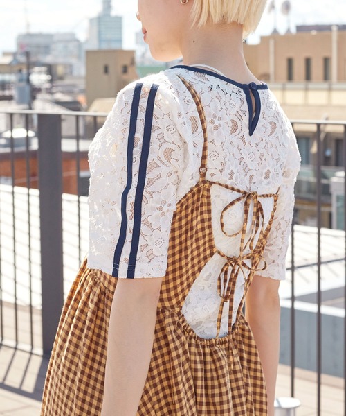 w closet(ダブルクローゼット)の「袖ラインレースプルオーバー(Tシャツ/カットソー・レディース・オフホワイト/ブラック/ブルー・FREE)」の20枚目の写真