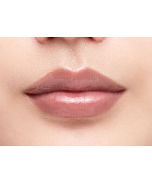 HERA（ヘラ）の「センシュアルヌードグロス（口紅/リップティント/グロス・レディース・132 ハッシュ/52 テイスト/462 スピーチレス/422 ランジェリー/432 ノーハッスル/401 ヌーディスト/102 フラーティー/18 イノセント/380 チェリッシュ/415 ブラウニーボーイ・FREE）」の21枚目の写真