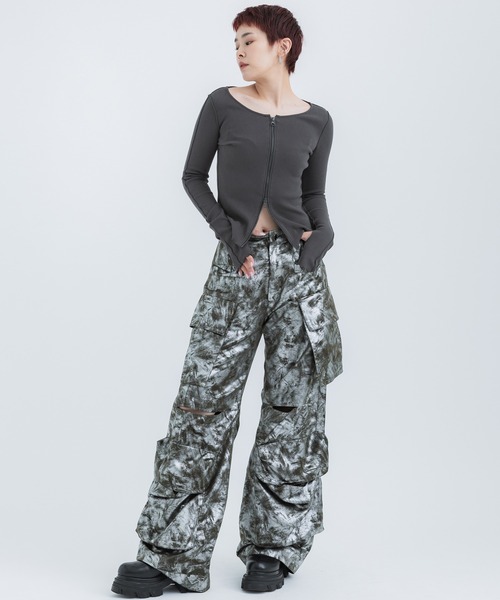 STUDIOUS(ステュディオス)の「【STUDIOUS/ステュディオス】ジップアップリブトップ(Tシャツ/カットソー・レディース・ダークグレー/ライトベージュ/ネイビー・FREE)」の14枚目の写真