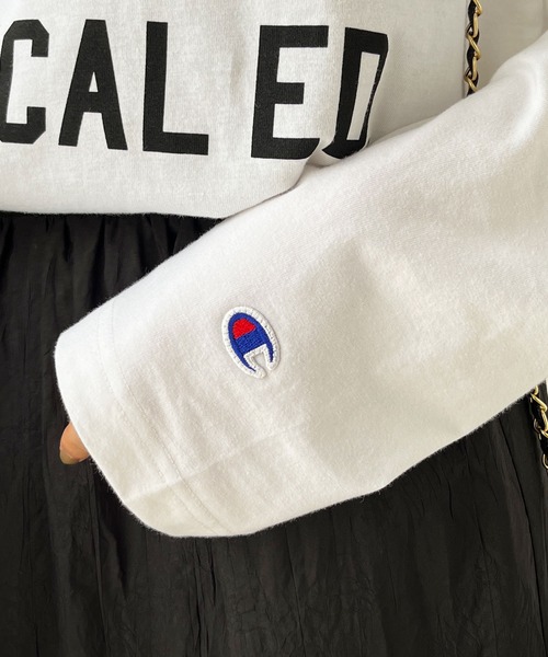 Champion(チャンピオン)の「【新色追加】【Champion】ロゴロンT(Tシャツ/カットソー・レディース・ブラック/オフホワイト/ホワイト系その他/ブラック系その他/ホワイト系その他2・MEDIUM/LARGE/X-LARGE)」の10枚目の写真