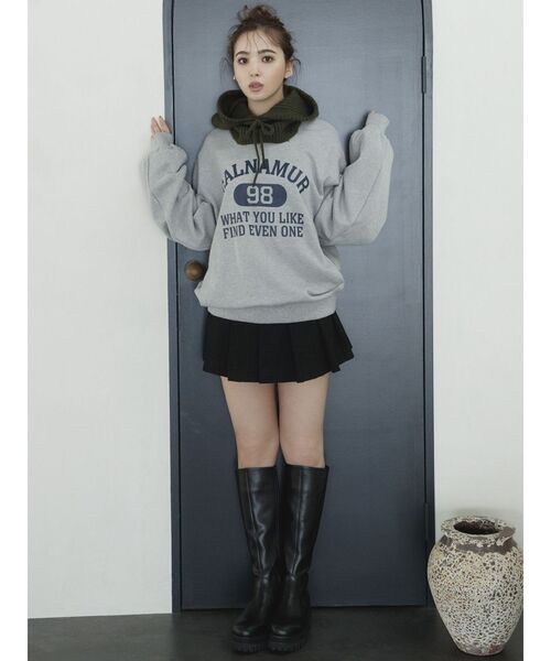 CALNAMUR（カルナムール）の「トラックソールロングブーツ（ブーツ・レディース・ブラック・LARGE/SMALL/MEDIUM）」の5枚目の写真