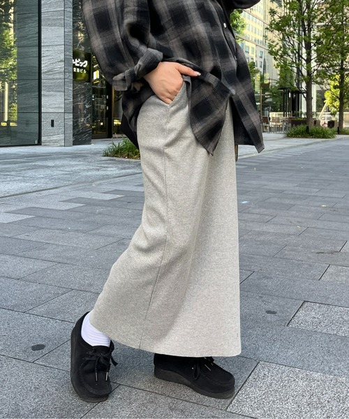 CPCM（シーピーシーエム）の「リブナロースカート（スカート・レディース・グリーン/グレー/マスタード/ブラック/ライトベージュ・FREE）」の3枚目の写真