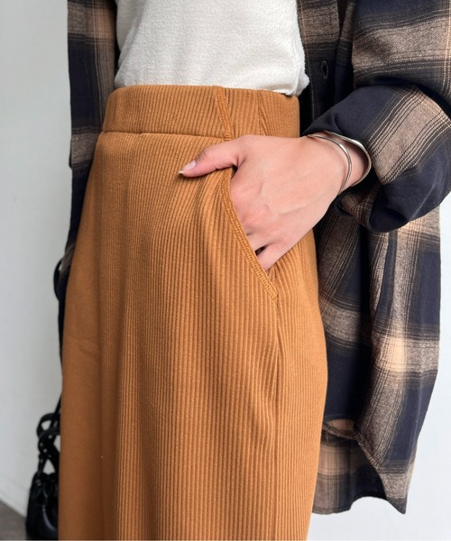CPCM（シーピーシーエム）の「リブナロースカート（スカート・レディース・グリーン/グレー/マスタード/ブラック/ライトベージュ・FREE）」の11枚目の写真