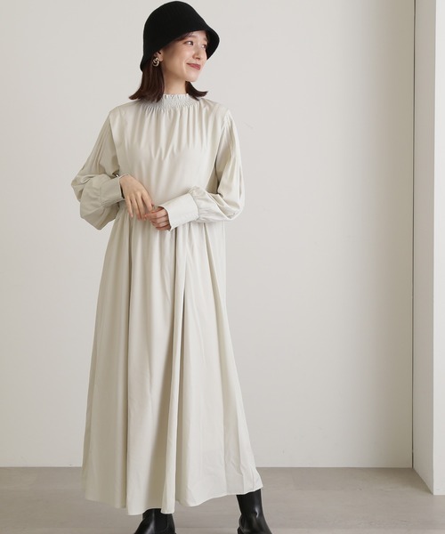 N.（N. Natural Beauty Basic）（エヌエヌナチュラルビューティーベーシック）の「◆ピンタックシャーリングネックワンピース（ワンピース・レディース・ブルー/オフホワイト/ドット・MEDIUM）」の2枚目の写真