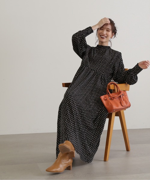 N.（N. Natural Beauty Basic）（エヌエヌナチュラルビューティーベーシック）の「◆ピンタックシャーリングネックワンピース（ワンピース・レディース・ブルー/オフホワイト/ドット・MEDIUM）」の16枚目の写真