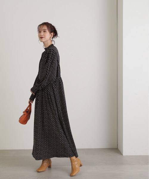 N.（N. Natural Beauty Basic）（エヌエヌナチュラルビューティーベーシック）の「◆ピンタックシャーリングネックワンピース（ワンピース・レディース・ブルー/オフホワイト/ドット・MEDIUM）」の12枚目の写真