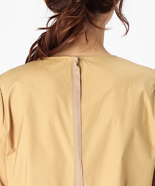 EFFE BEAMS（エッフェビームス）の「EFFE BEAMS / カフリボン ノーカラーブラウス（シャツ/ブラウス・レディース・ホワイト/ベージュ・36/38）」の16枚目の写真