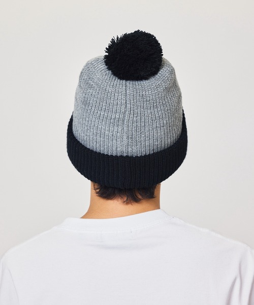 XLARGE(エクストララージ)の「POMPOM BI COLOR KNIT CAP(ニットキャップ/ビーニー・メンズ・グリーン/グレー・ONE SIZE)」の7枚目の写真