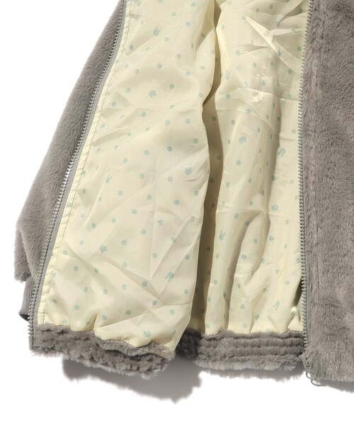 SHOO・LA・RUE(シューラルー)の「◆【110-140cm】フェイクファー耳つきパーカ(ブルゾン・キッズ・チャコールグレー/アイボリー・11/12/13/14)」の13枚目の写真