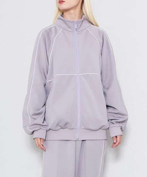 Figments(フィグメンツ)の「パイピングジャージジャケット(ジャージ・レディース・グレー/ブラック・LARGE/MEDIUM)」の2枚目の写真