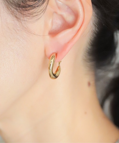 rapiecage（ラピエサージュ）の「変形ラインHOOPイヤリング（イヤリング・レディース・ゴールド/シルバー・FREE）」の9枚目の写真
