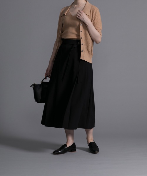 shoes365(シューズスリーシックスファイヴ)の「【shoes365】ローヒールスクエアトゥローファー(ローファー・レディース・オフホワイト/ベージュ/ブラック・24.0cm/24.5cm/23.5cm/23.0cm/22.5cm/25.0cm)」の6枚目の写真