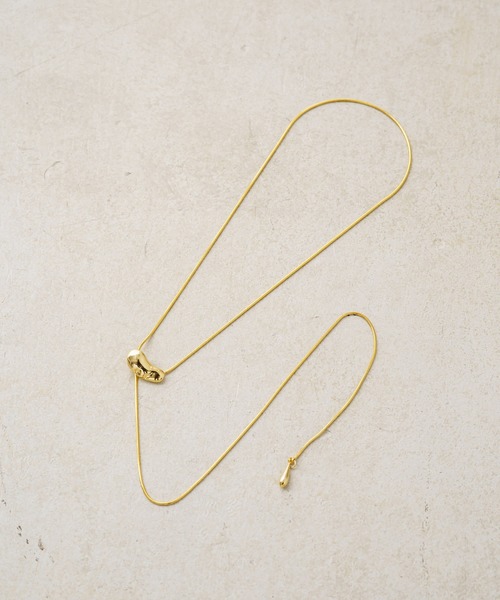 Omekashi(オメカシ)の「ビーンスライドスネイクチェーンネックレス(ネックレス・レディース・ゴールド/シルバー・FREE)」の1枚目の写真
