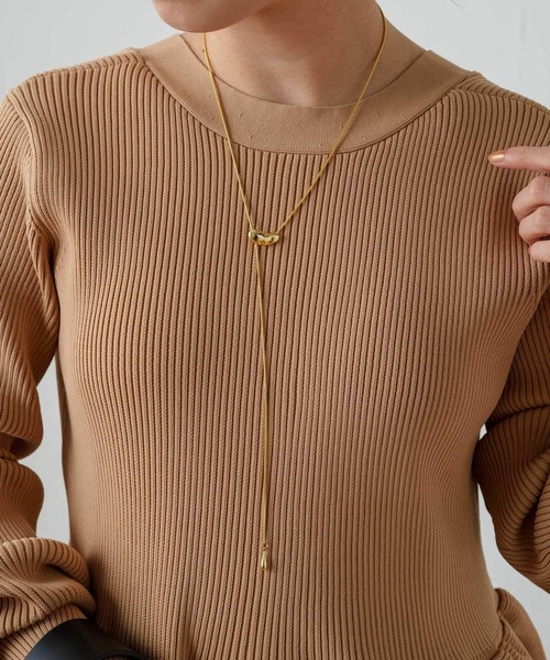 Omekashi(オメカシ)の「ビーンスライドスネイクチェーンネックレス(ネックレス・レディース・ゴールド/シルバー・FREE)」の5枚目の写真