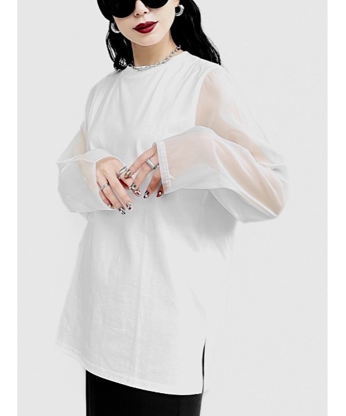 LVEU.(ラブユ.)の「【LVEU.】コットンドッキングシアートップス / トップス カットソー シフォン シアー シースルー 長袖 ブラック ホワイト(Tシャツ/カットソー・レディース・ホワイト/ブラック・FREE)」の1枚目の写真