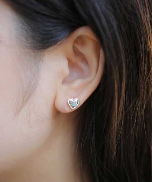 LINFA　（リンファ）の「サージカルステンレス　2種ハートモチーフピアス（ピアス（両耳用）・レディース・ゴールド系1/シルバー系2/その他2/ゴールド系2/シルバー系1/その他1・FREE）」の3枚目の写真