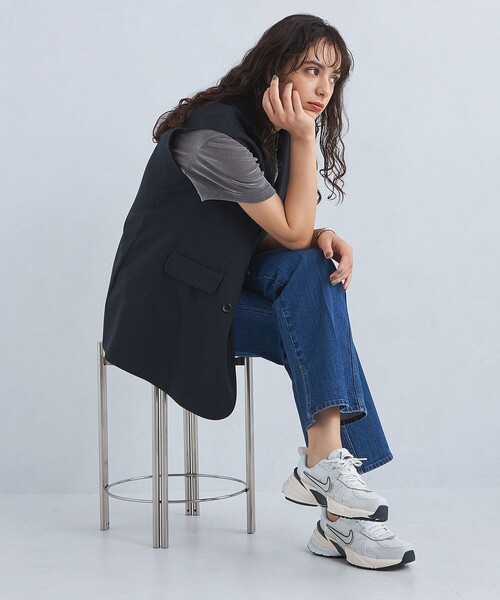 NIKE（ナイキ）の「＜NIKE＞ナイキ V2K ラン スニーカー（スニーカー・レディース・ブラック/ホワイト/ブラウン/ライトグレー・22.5cm/23cm/24cm/25cm/23.5cm/24.5cm）」の6枚目の写真