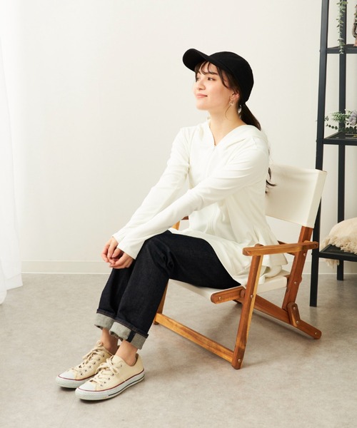 Ocean Pacific（オーシャンパシフィック）の「レディース ティアードラッシュガード 水着 UVカット フリル ルームウェア 水陸両用  ヨガウェア  ピラティス  トレーニングウェア（ラッシュガード・レディース・オフホワイト/ブラック/ブラック×グレー/ベージュ・LARGE/MEDIUM/XX-LARGE/X-LARGE）」の10枚目の写真