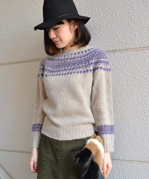 SHIPS for women（シップスフォーウィメン）の「【LEE 12月号掲載】 HARLEY（ハーレー）:シェットランド クルーネック（ニット/セーター・レディース・ダークグレー/ベージュ・ONE SIZE）」の2枚目の写真