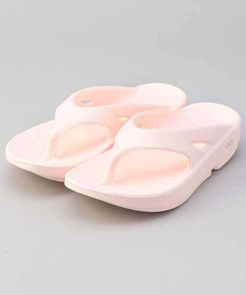 OOFOS（ウーフォス）の「OOFOS/ウーフォス OOoriginal / ウーオリジナル（サンダル・レディース・ブラック/ベージュ/ピンク・6/8/7）」の7枚目の写真