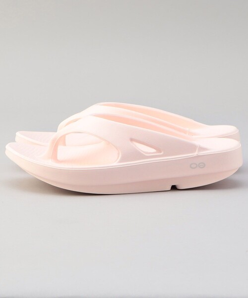 OOFOS（ウーフォス）の「OOFOS/ウーフォス OOoriginal / ウーオリジナル（サンダル・レディース・ブラック/ベージュ/ピンク・6/8/7）」の9枚目の写真