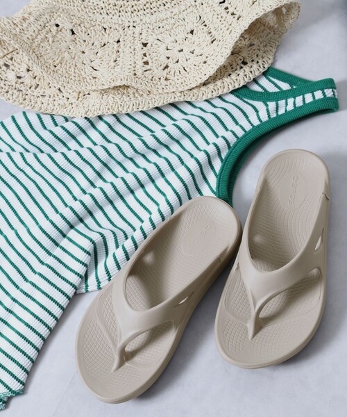 OOFOS（ウーフォス）の「OOFOS/ウーフォス OOoriginal / ウーオリジナル（サンダル・レディース・ブラック/ベージュ/ピンク・6/8/7）」の16枚目の写真