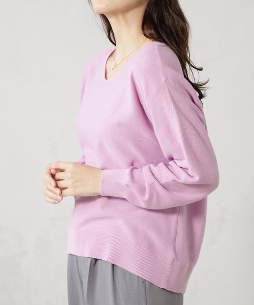 FOUND GOOD（ファウンドグッド）の「ナメラカニットVネックプルオーバー（ニット/セーター・レディース・ブラック/ピンク系2/ホワイト系5/グレー系/グリーン系2/ブラウン系・S/M/L）」の21枚目の写真