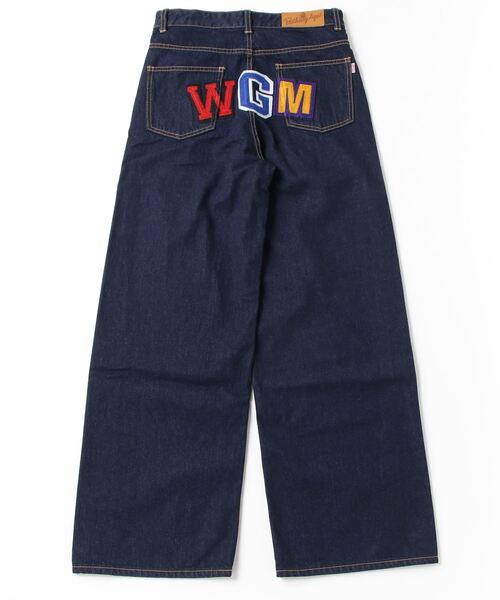 A BATHING APE（アベイシングエイプ）の「SHARK EMBROIDERY BAGGY