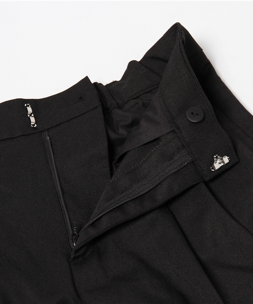 earth music&ecology(アースミュージックアンドエコロジー)の「【ベルト付き】テーパードパンツ(その他パンツ・レディース・グレー/ブラック/ベージュ/ネイビー・SMALL/MEDIUM)」の14枚目の写真