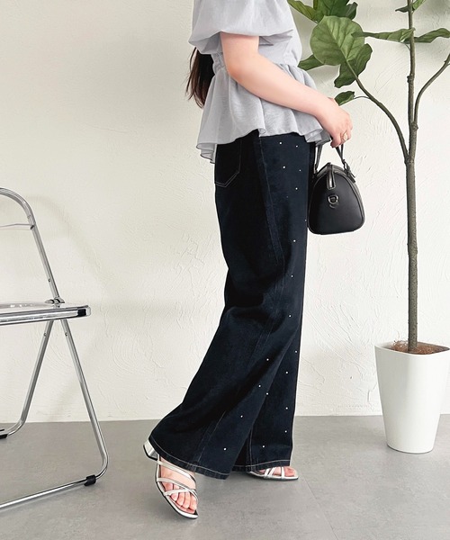 apres jour(アプレジュール)の「ハイウエストラインストーンデニムパンツ【ZOZOTOWN限定アイテム】(デニムパンツ・レディース・ライトブルー/ダークインディゴブルー・SMALL/X-LARGE/MEDIUM)」の7枚目の写真