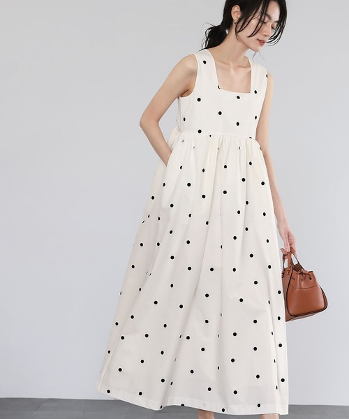 ELFRANK(エルフランク)の「ドットプリントスクエアネック ELFRANK(エルフランク)の「ドットプリントスクエアネック