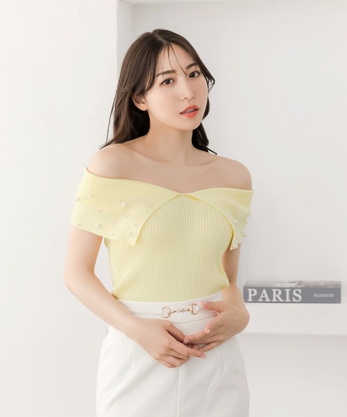 Julia Boutique(ジュリアブティック)の「パール付きデコルテオープンノースリーブニットトップス/24094(ニット/セーター・レディース・イエロー/ホワイト/ブラック・ONE)」の20枚目の写真