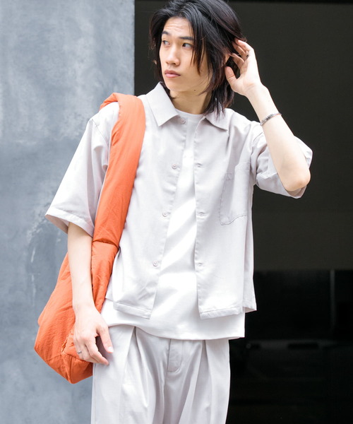 SENSE OF PLACE by URBAN RESEARCH（センスオブプレイスバイアーバンリサーチ）の「『イージーケア/セットアップ対応/ユニセックス』リネンライクボクシーシャツ(5分袖)（シャツ/ブラウス・メンズ・ライトベージュ/チャコールグレー/パープル/ライトブルー・MEDIUM/LARGE）」の19枚目の写真