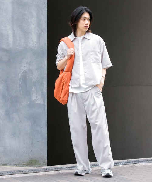 SENSE OF PLACE by URBAN RESEARCH（センスオブプレイスバイアーバンリサーチ）の「『イージーケア/セットアップ対応/ユニセックス』リネンライクボクシーシャツ(5分袖)（シャツ/ブラウス・メンズ・ライトベージュ/チャコールグレー/パープル/ライトブルー・MEDIUM/LARGE）」の22枚目の写真