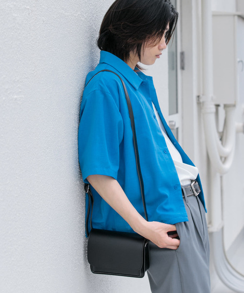 SENSE OF PLACE by URBAN RESEARCH(センスオブプレイスバイアーバンリサーチ)の「『イージーケア/セットアップ対応/ユニセックス』リネンライクボクシーシャツ(5分袖)(シャツ/ブラウス・メンズ・ライトベージュ/チャコールグレー/パープル/ライトブルー・MEDIUM/LARGE)」の14枚目の写真